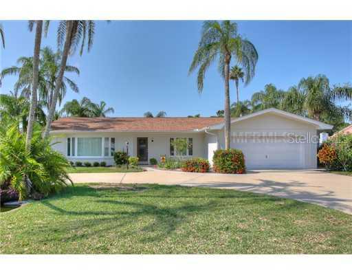 811 Alamanda Dr., Largo, FL 33770