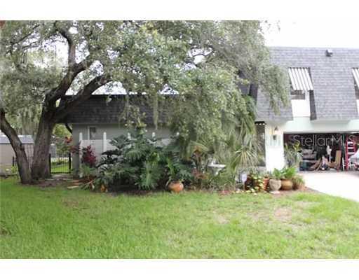 3083 Hickory Dr., Largo, FL 33770