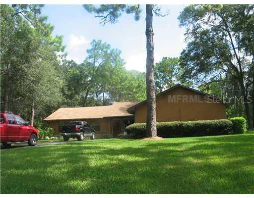 5631 Half Moon Lake Rd., Tampa, FL 33625