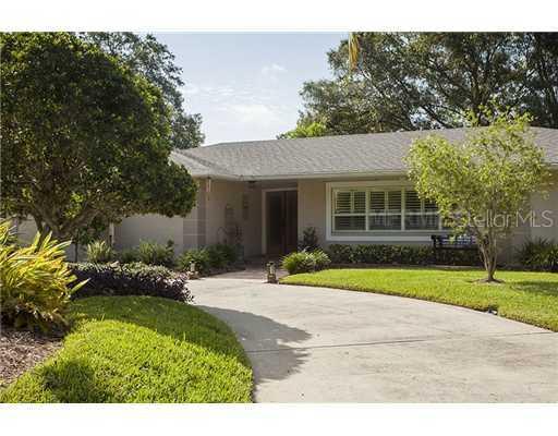 3208 Grenada Way, Tampa, FL 33618