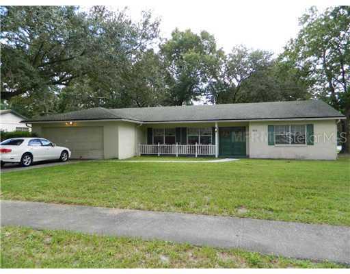 505 Carriage Hills Dr., Temple Terrace, FL 33617