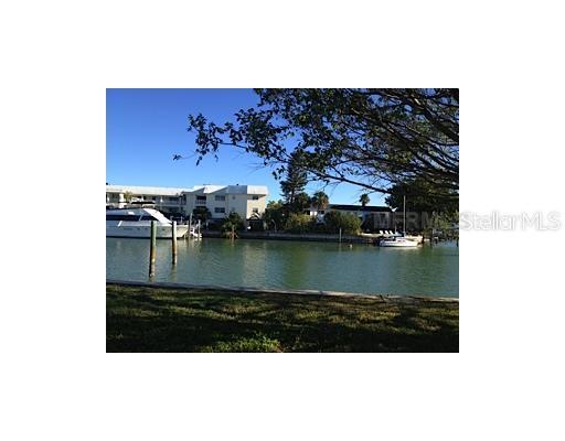 11725 E 1st St., Treasure Island, FL 33706