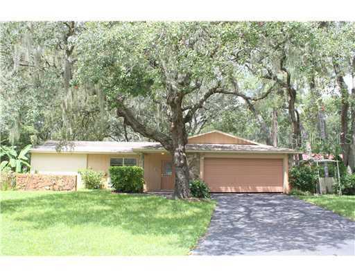 16904 Melba Ln., Lutz, FL 33549