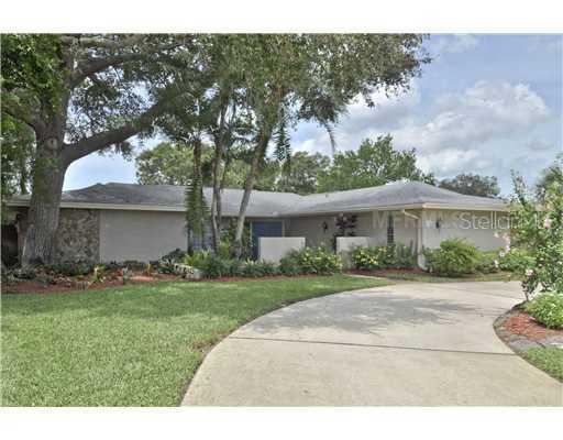 824 Seacrest Dr., Largo, FL 33771