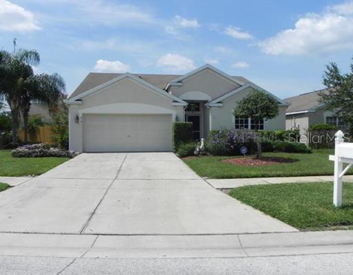 912 Summer Breeze Dr., Brandon, FL 33511
