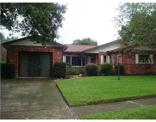 202 Valley Dr., Brandon, FL 33510