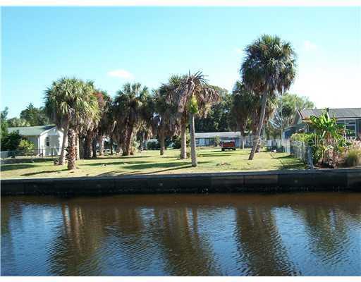 307 13th St., Ruskin, FL 33570