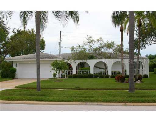 15001 Sovereign Dr., Largo, FL 33774