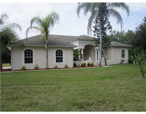 1216 Lake Charles Cir., Lutz, FL 33548