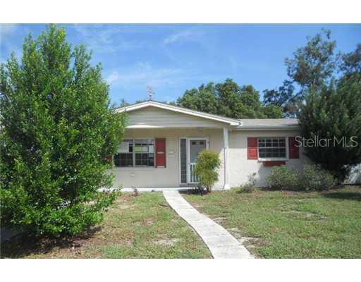 9933 Woodridge Ct., Port Richey, FL 34668