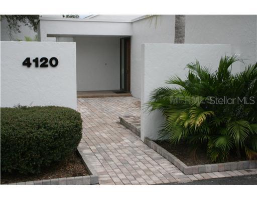 4120 Northmeadow Cir., Tampa, FL 33618