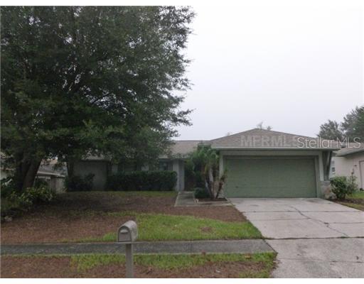 818 Tarawood Ln., Valrico, FL 33594