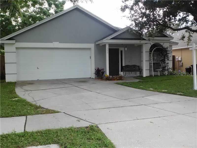 305 Crayford Pl., Valrico, FL 33594