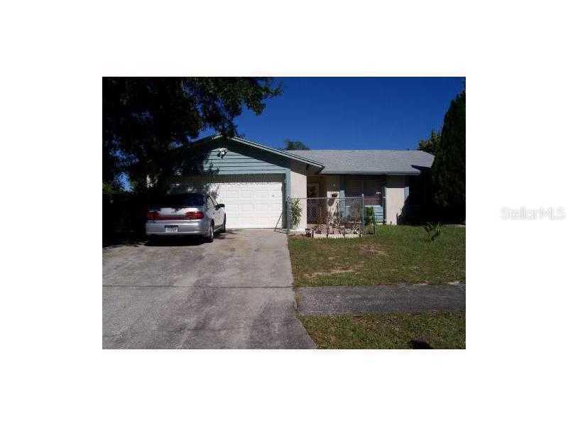 718 Climate Dr., Brandon, FL 33511