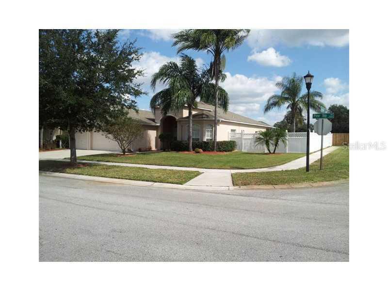 3403 Pine Top Dr., Valrico, FL 33594
