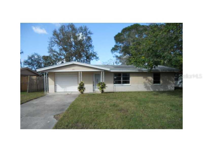 6811 Carob Dr, New Port Richey, FL 34653