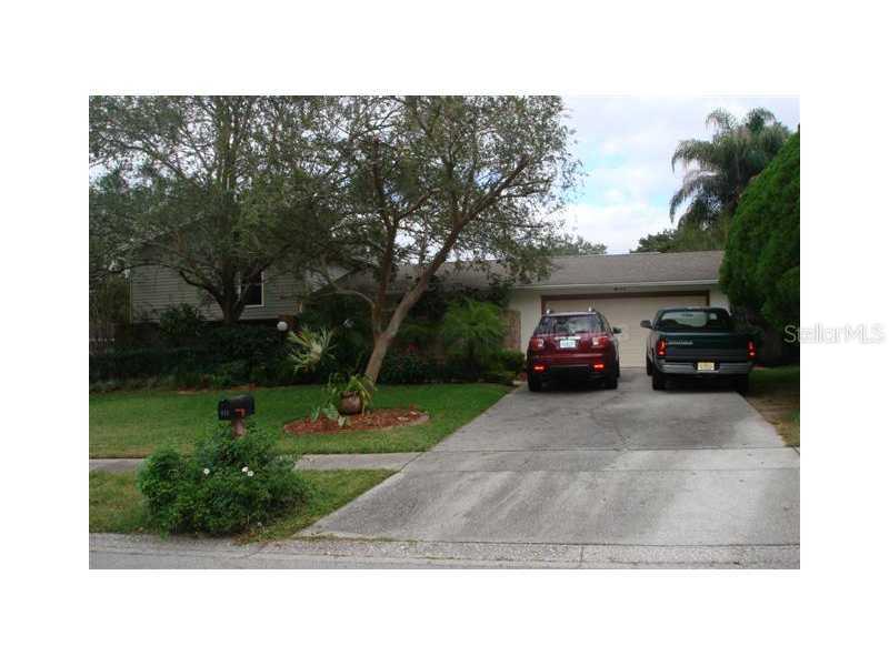 617 Valley Hill Dr., Brandon, FL 33510