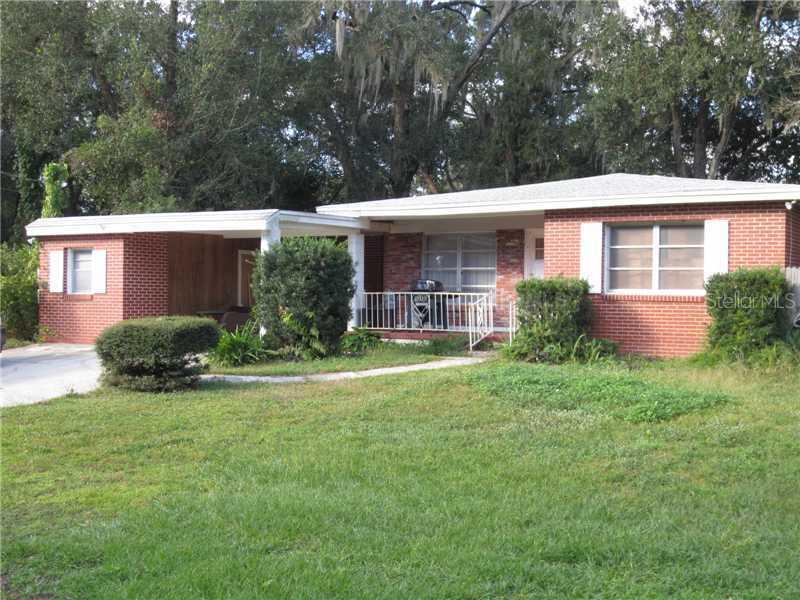 923 Hillside Dr., Lutz, FL 33549