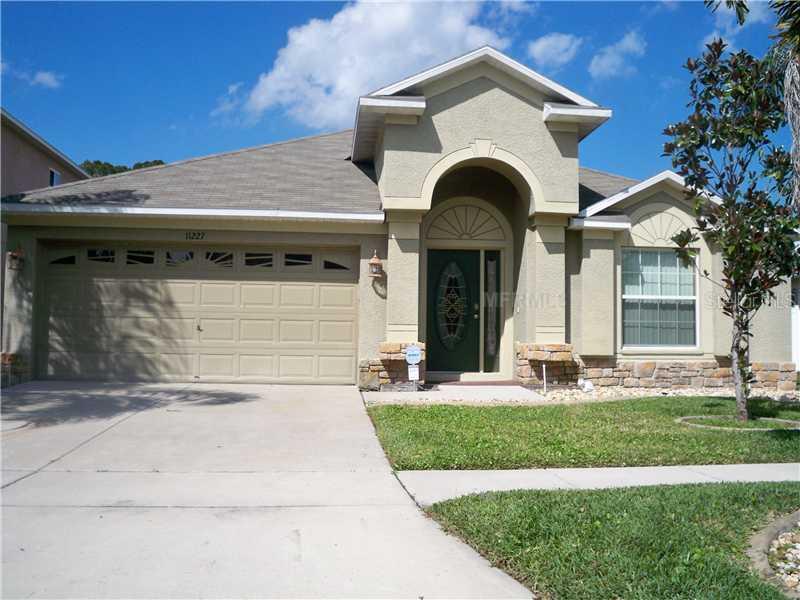 11227 Lake Lanier Dr., Riverview, FL 33569