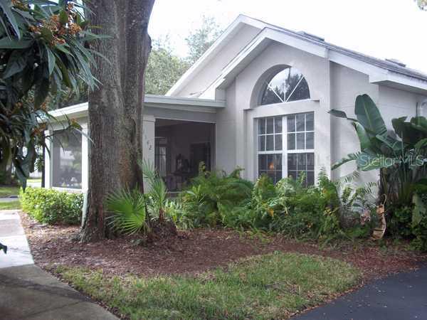 1142 Silverthorn Ln., Ruskin, FL 33573