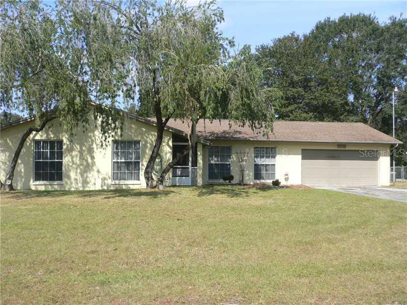1208 Lady Guinevere Dr., Valrico, FL 33594
