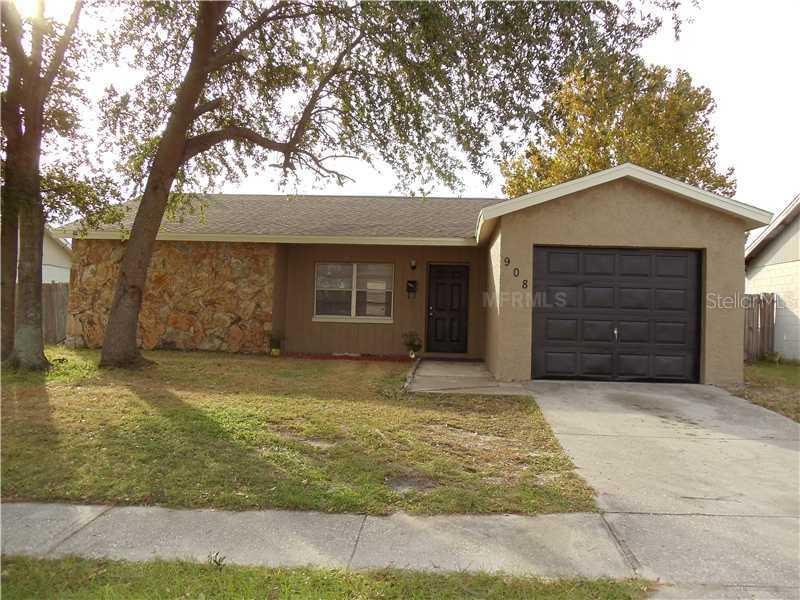 908 Lochmont Dr., Brandon, FL 33511