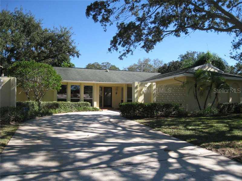 1625 Sharon Way, Clearwater, FL 33764