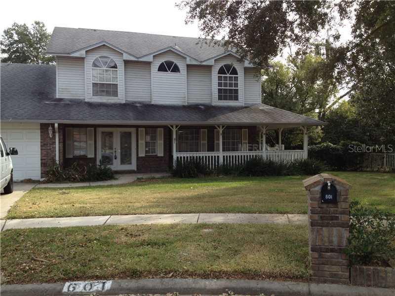 601 Cottage Grove Cir., Valrico, FL 33594