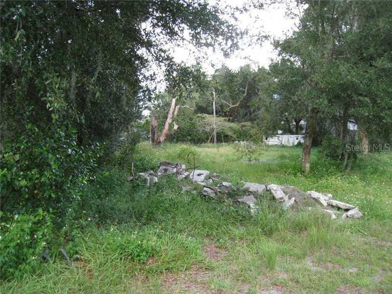 8904 Fort King Rd., Zephyrhills, FL 33541