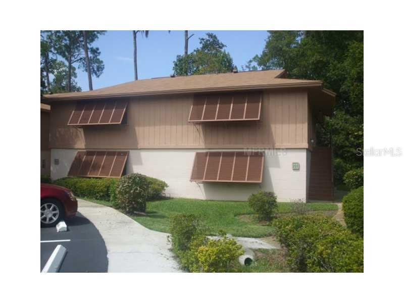 160 Live Oak Woods Ct. #4B, Deltona, FL 32725