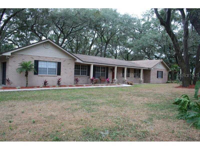 511 E Old Hillsborough Ave., Seffner, FL 33584