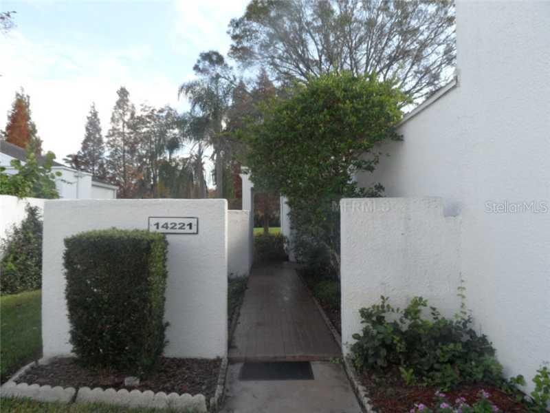 14221 Cypress Ter., Tampa, FL 33618