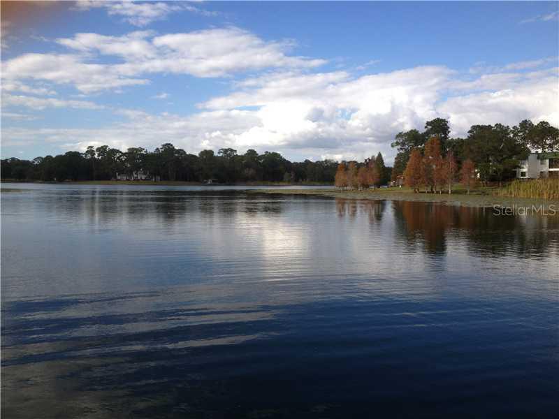 9728 N Armenia Ave., Tampa, FL 33612