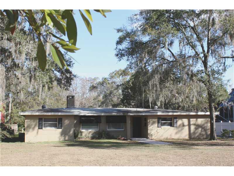 18829 5th St., Lutz, FL 33548