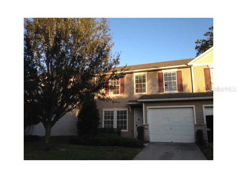 135 Woodknoll Pl., Valrico, FL 33594