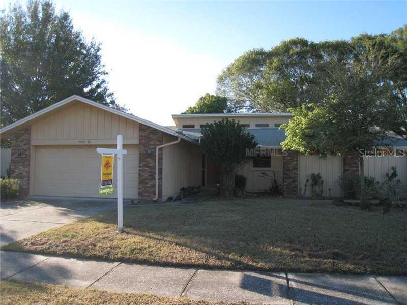 10514 95th St., Seminole, FL 33777