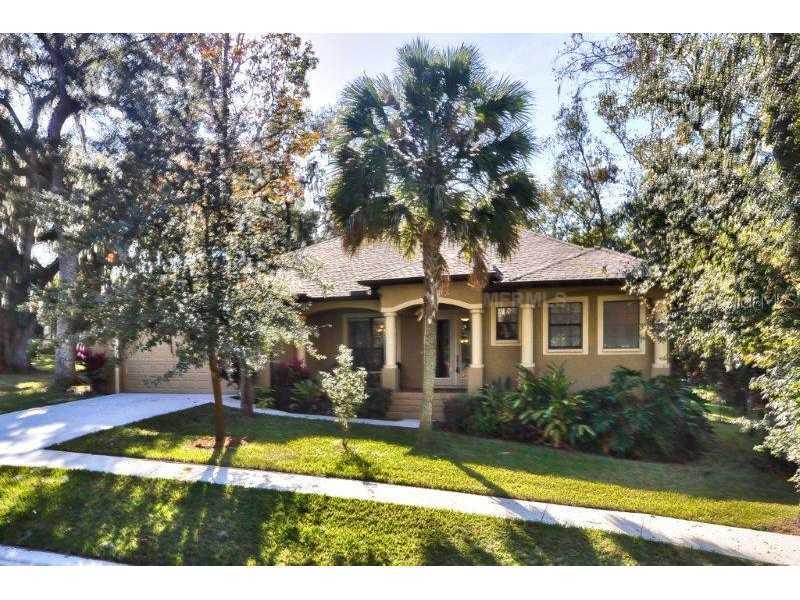 8821 Alafia Cove Dr., Riverview, FL 33569