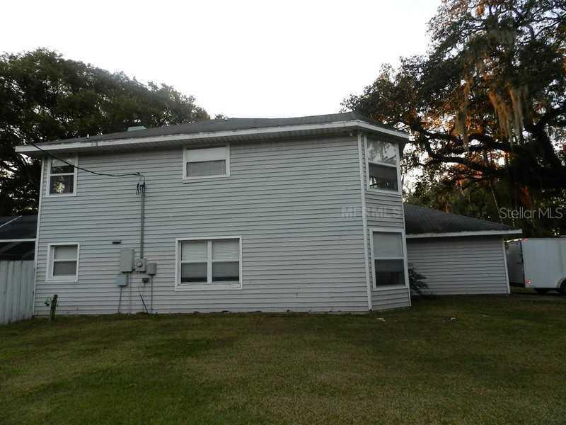 1813 Pine St., Valrico, FL 33594