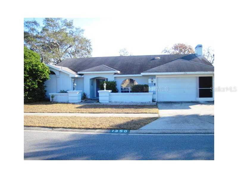 1350 Overland Dr, Spring Hill, FL 34608