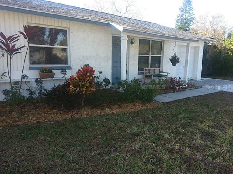 7992 Shadow Run Dr., Largo, FL 33773