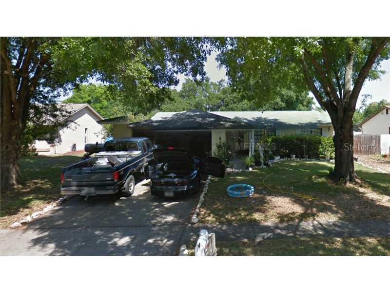 1336 Edgewater Ct., Lutz, FL 33559
