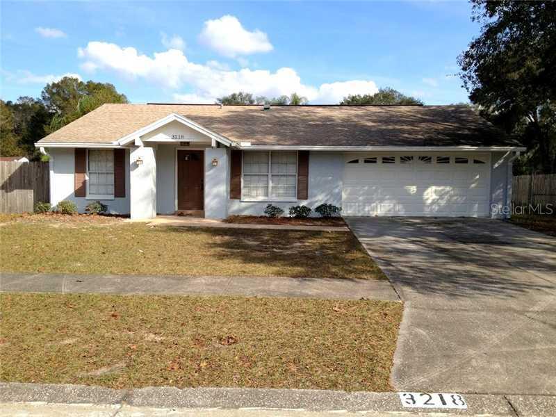 3218 King Charles Cir., Seffner, FL 33584