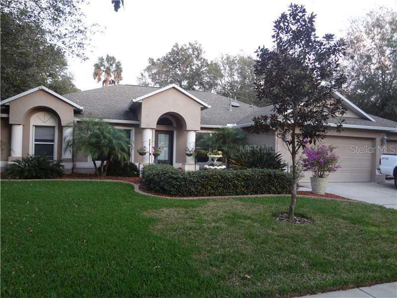 87 Camelot Ridge Dr., Brandon, FL 33511