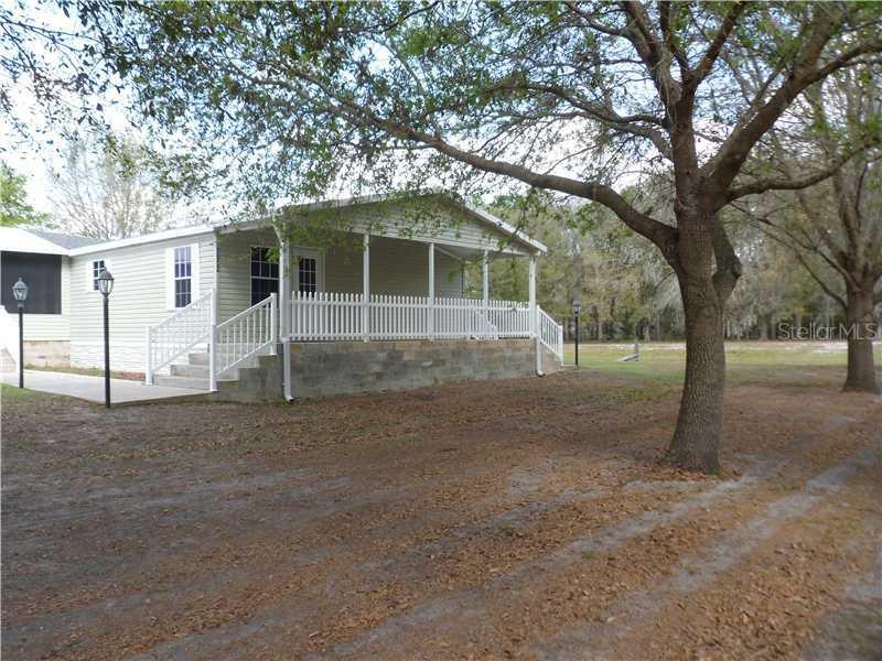 7502 E Burnt Barn Ave., Plant City, FL 33565
