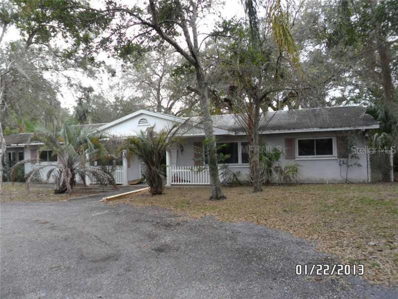 701 Westwood Dr., Brandon, FL 33511