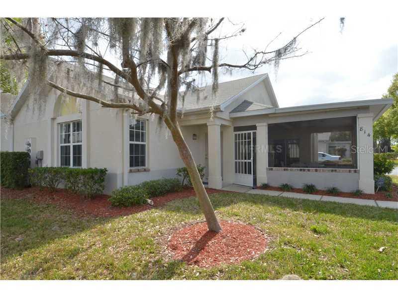 814 Silverthorn Ln., Ruskin, FL 33573