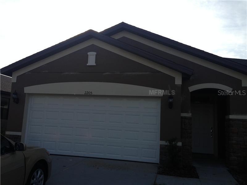 2205 Landside Dr., Valrico, FL 33594