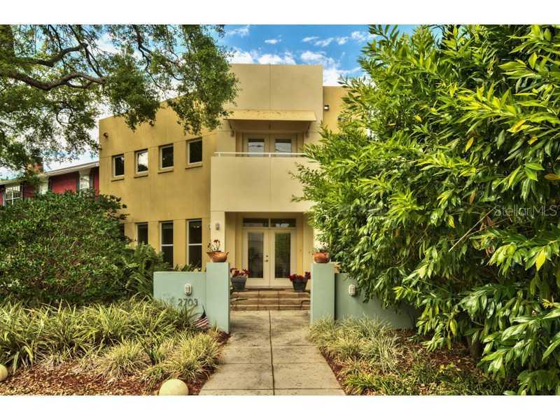 2703 W Price Ave., Tampa, FL 33611