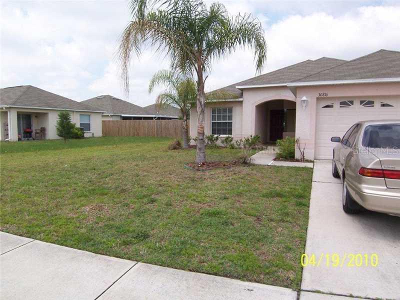 30816 Bridgegate Dr., Zephyrhills, FL 33545