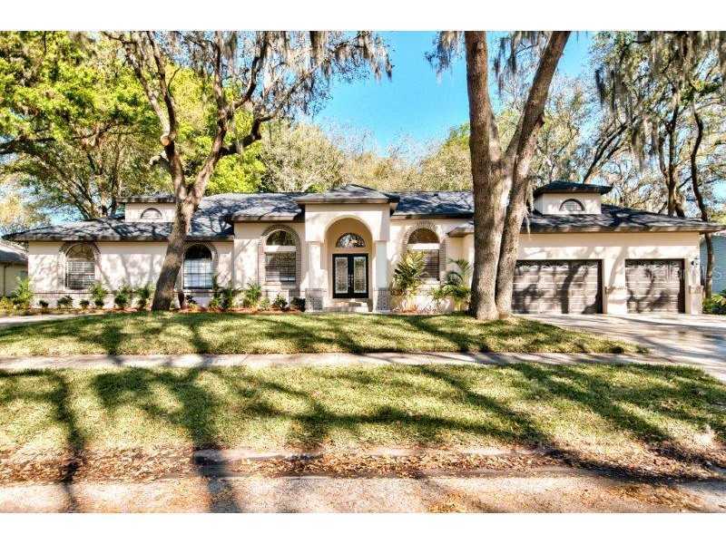 436 Summit Chase Dr., Valrico, FL 33594